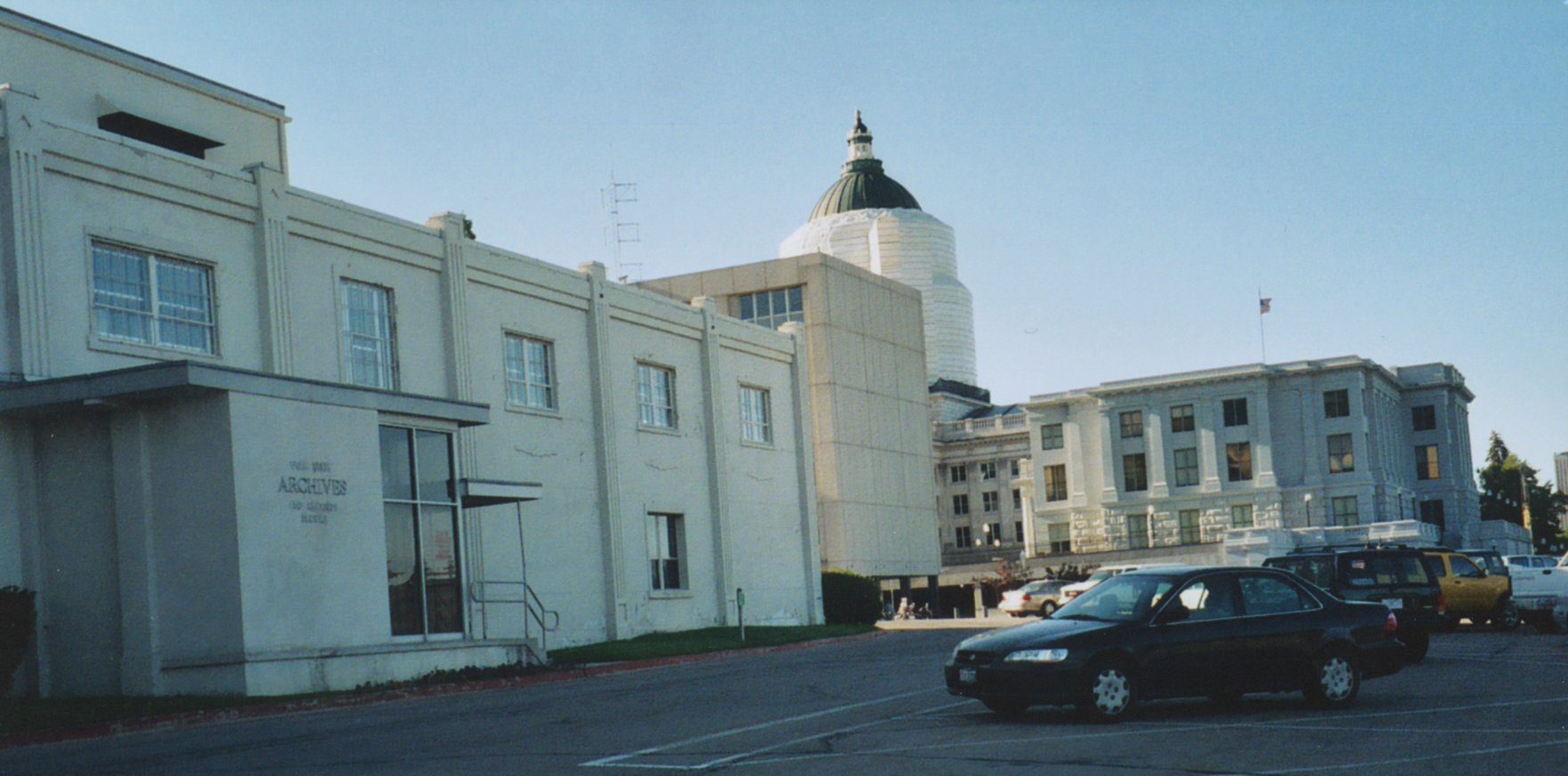 Photo of the Utah Archives Building on the Capitol grounds circa 1984.