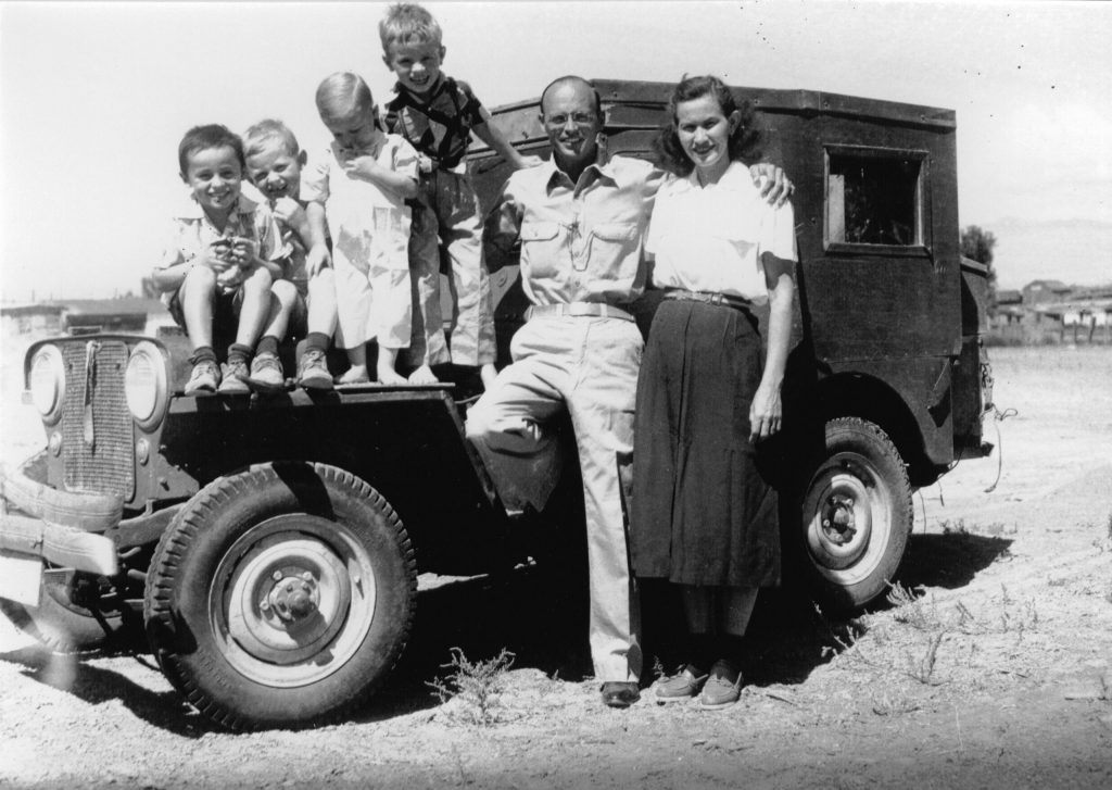 Charlie Steen and Family. Photo from Moab Museum Photo Archives.